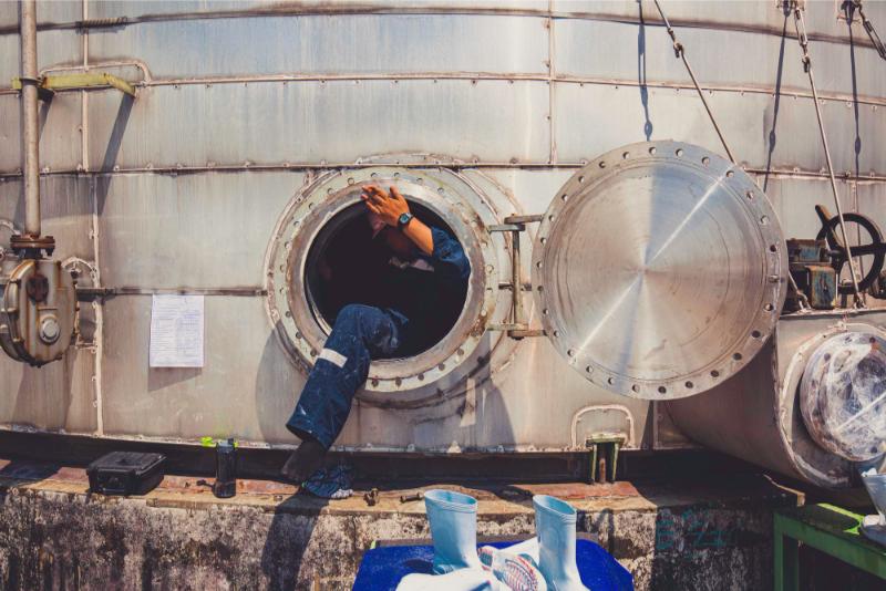 Yacht Laundry Extraction Duct Cleaning